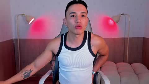 Snapshot of kev_cass chatting on July 27, 2026, 12:34 pm Kevin online show from July 27, 2026, 12:34 pm