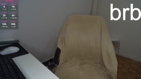 kevi4 online show from October 18, 2025, 1:52 am