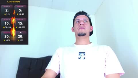 Kev online show from November 17, 2025, 7:19 pm