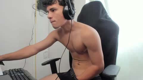 Snapshot of kevin_adrian01 chatting on June 2, 2026, 7:38 pm kevin_adrian01 online show from June 2, 2026, 7:38 pm