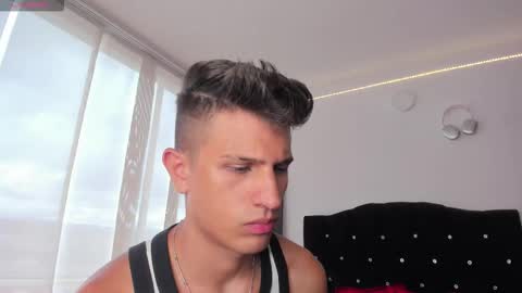 Kevin Ahs online show from October 1, 2025, 9:21 pm