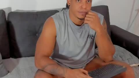 Snapshot of kevin_lance chatting on May 11, 2026, 7:03 am Kevin Lance online show from May 11, 2026, 7:03 am