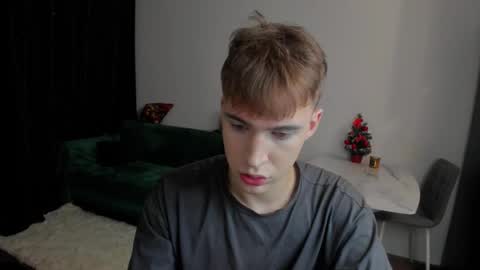 Snapshot of kevin_martin8 chatting on December 19, 2024, 9:28 pm Kevin Martin online show from December 19, 2024, 9:28 pm