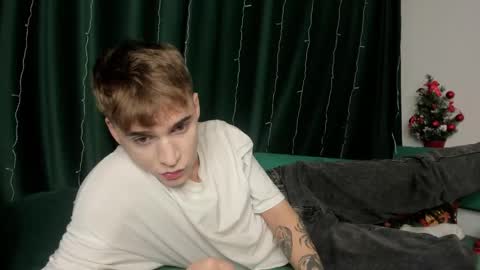 Snapshot of kevin_martin8 chatting on December 23, 2024, 1:18 am Kevin Martin online show from December 23, 2024, 1:18 am