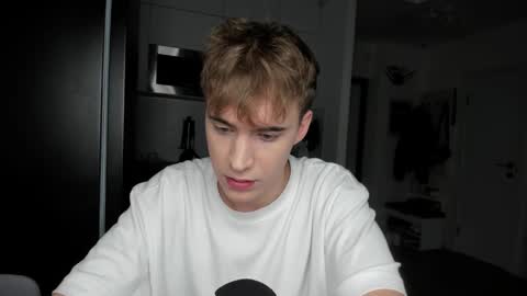 Snapshot of kevin_martin8 chatting on January 30, 2025, 8:53 pm Kevin Martin online show from January 30, 2025, 8:53 pm