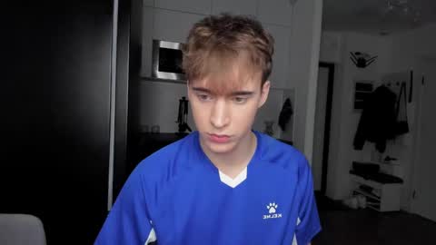 Snapshot of kevin_martin8 chatting on February 1, 2025, 10:13 pm Kevin Martin online show from February 1, 2025, 10:13 pm