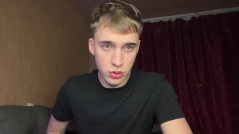 Snapshot of kevin_martin8 chatting on November 14, 2025, 7:12 pm Kevin Martin online show from November 14, 2025, 7:12 pm