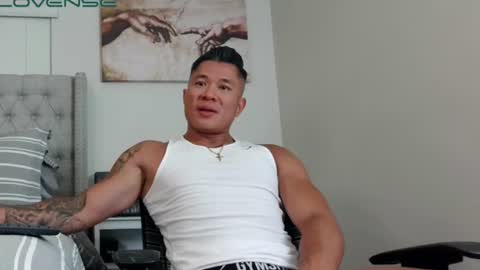 Snapshot of kevinkham chatting on June 12, 2026, 11:57 pm kevinkham online show from June 12, 2026, 11:57 pm