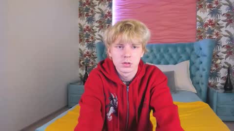 Kevin online show from October 28, 2025, 2:42 pm