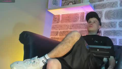 Sexy  Hot Kevin online show from October 29, 2025, 11:17 pm