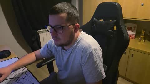 Kevinn online show from February 1, 2026, 11:14 pm