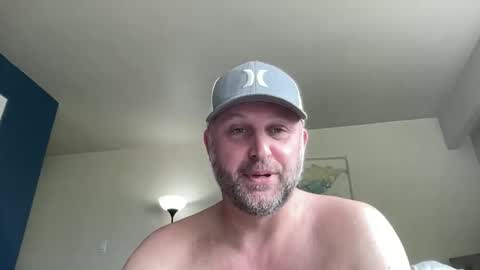 KevinSaunders11 online show from April 10, 2026, 9:19 pm