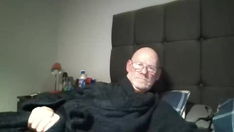 Snapshot of kevlooking4sez chatting on January 8, 2026, 12:13 am kevlooking4sez online show from January 8, 2026, 12:13 am