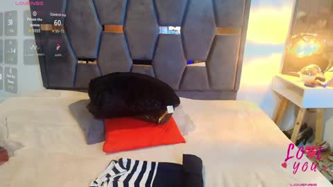 Snapshot of keyla_brunette_ chatting on May 16, 2026, 12:51 am KEYLA BRUNETTE online show from May 16, 2026, 12:51 am