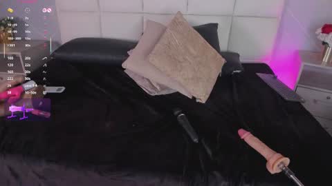 keyla_lage online show from June 11, 2026, 12:32 am