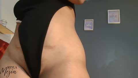 Keyla  online show from October 25, 2025, 12:02 pm