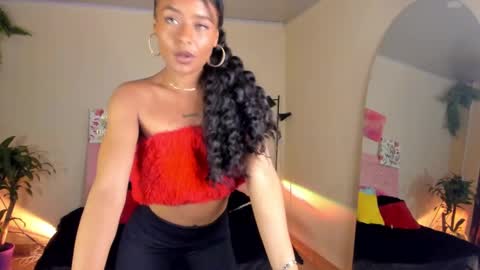 Snapshot of keyla_roberts_ chatting on January 4, 2025, 4:55 am Adhara. Help me reach 100 likes online show from January 4, 2025, 4:55 am