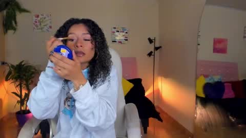 Snapshot of keyla_roberts_ chatting on January 6, 2025, 3:42 am Adhara. Help me reach 100 likes online show from January 6, 2025, 3:42 am