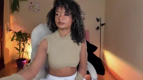 Snapshot of keyla_roberts_ chatting on January 25, 2025, 4:56 am Adhara. Help me reach 100 likes online show from January 25, 2025, 4:56 am
