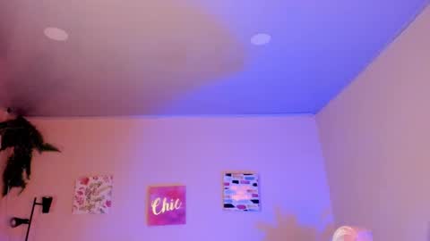 Snapshot of keyla_roberts_ chatting on February 11, 2025, 6:51 am Adhara. Help me reach 100 likes online show from February 11, 2025, 6:51 am