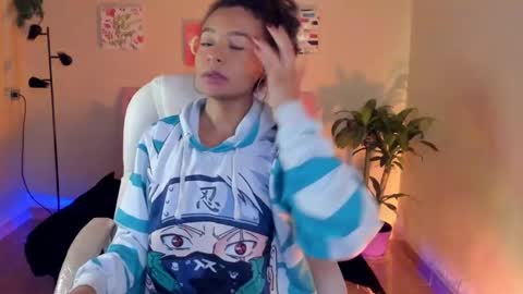 Snapshot of keyla_roberts_ chatting on February 26, 2025, 3:21 am Adhara. Help me reach 100 likes online show from February 26, 2025, 3:21 am