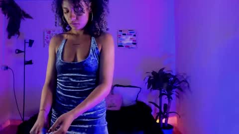 Snapshot of keyla_roberts_ chatting on March 2, 2025, 1:05 pm Adhara. Help me reach 100 likes online show from March 2, 2025, 1:05 pm