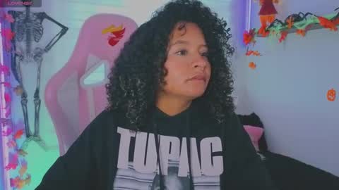 Snapshot of keyla_roberts_ chatting on October 12, 2025, 5:56 pm Adhara. Help me reach 100 likes online show from October 12, 2025, 5:56 pm