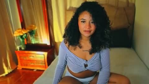 Snapshot of keyla_roberts_ chatting on February 21, 2026, 10:27 am Adhara. Help me reach 100 likes online show from February 21, 2026, 10:27 am