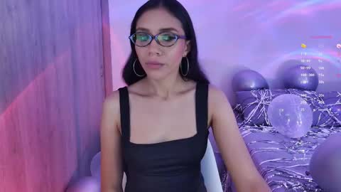 Snapshot of keylamiller1 chatting on April 25, 2026, 12:19 pm Keyla online show from April 25, 2026, 12:19 pm
