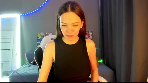 Keyli online show from February 26, 2025, 7:42 am