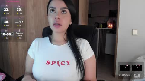 Laura online show from April 2, 2026, 3:37 am