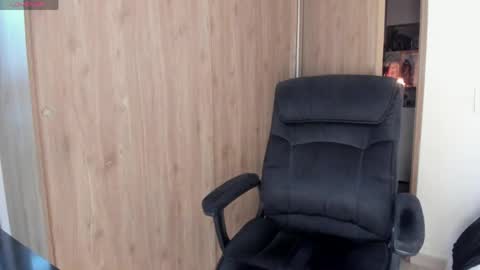 Laura online show from April 6, 2026, 1:14 am