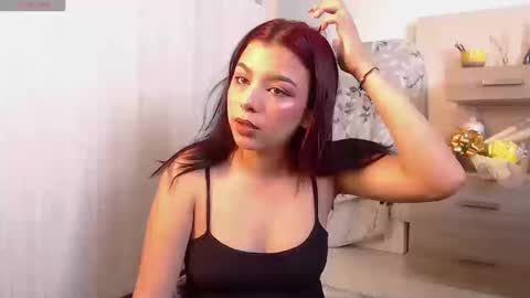 Keyti online show from September 22, 2025, 3:03 pm