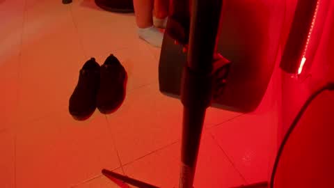 Kathe Hot online show from September 18, 2025, 7:16 pm