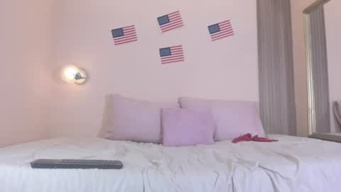 Kathe Hot online show from July 4, 2026, 9:54 pm