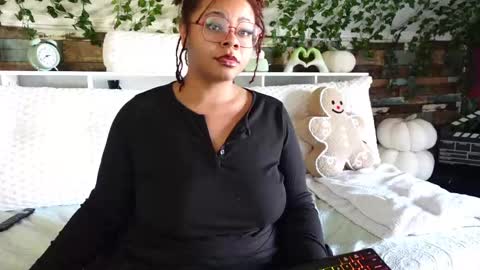 Khaya online show from March 3, 2025, 7:39 pm