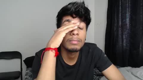 khevinlopezonig online show from November 3, 2025, 3:35 pm