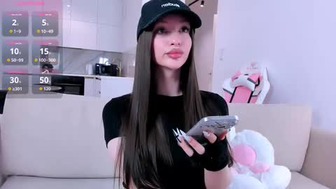 Snapshot of khloeforever chatting on February 13, 2026, 8:38 pm khloe online show from February 13, 2026, 8:38 pm