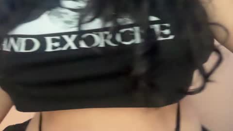 Snapshot of khmerdoll chatting on January 15, 2025, 7:15 am Khmer Doll online show from January 15, 2025, 7:15 am