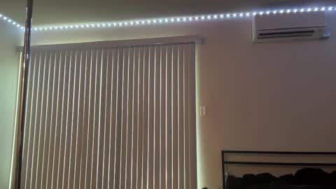 Snapshot of khmerdoll chatting on February 25, 2025, 9:24 pm Khmer Doll online show from February 25, 2025, 9:24 pm