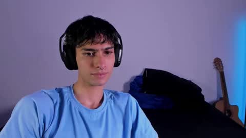 khozler_ online show from February 9, 2025, 9:37 am