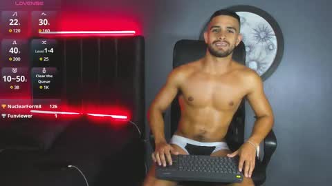 Khriss brown online show from March 7, 2025, 10:21 pm