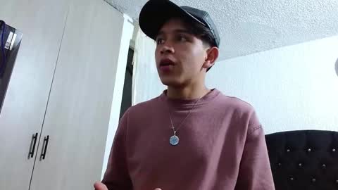 Adrian  Chlloe online show from October 1, 2025, 4:18 am