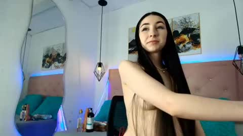 Kiara online show from July 15, 2026, 6:51 am