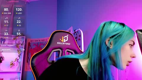 Kira online show from September 15, 2025, 8:42 pm