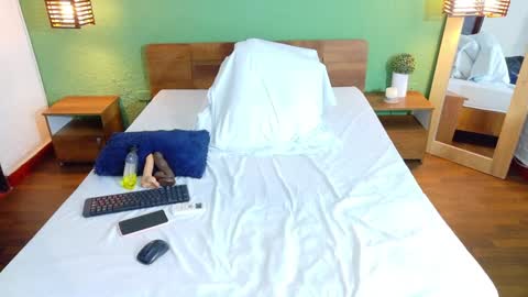 Kiara online show from February 8, 2025, 6:01 pm