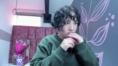 KIARA FOX online show from March 2, 2026, 9:32 pm