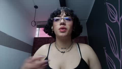 Snapshot of kiara_fox__ chatting on April 29, 2026, 9:32 pm KIARA FOX online show from April 29, 2026, 9:32 pm