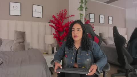 Snapshot of kiara_kismet9 chatting on June 19, 2026, 1:10 am kiara kismet online show from June 19, 2026, 1:10 am