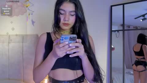 Kiara online show from April 22, 2026, 11:28 pm